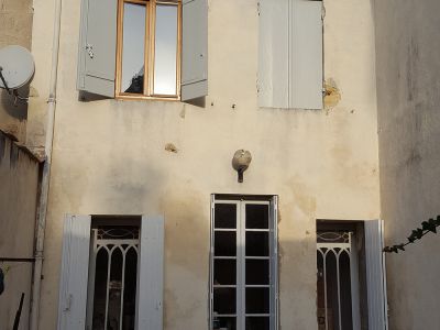 Créations d’une ouverture et rénovation de la façade du 15e siècle sur libourne